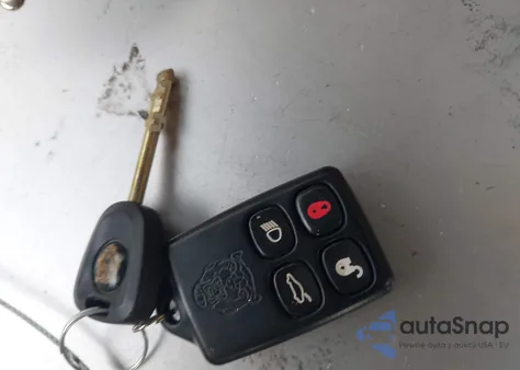 1998 Jaguar Xj8 Vanden Plas from USA, damaged, VIN SAJKX6243WC838538